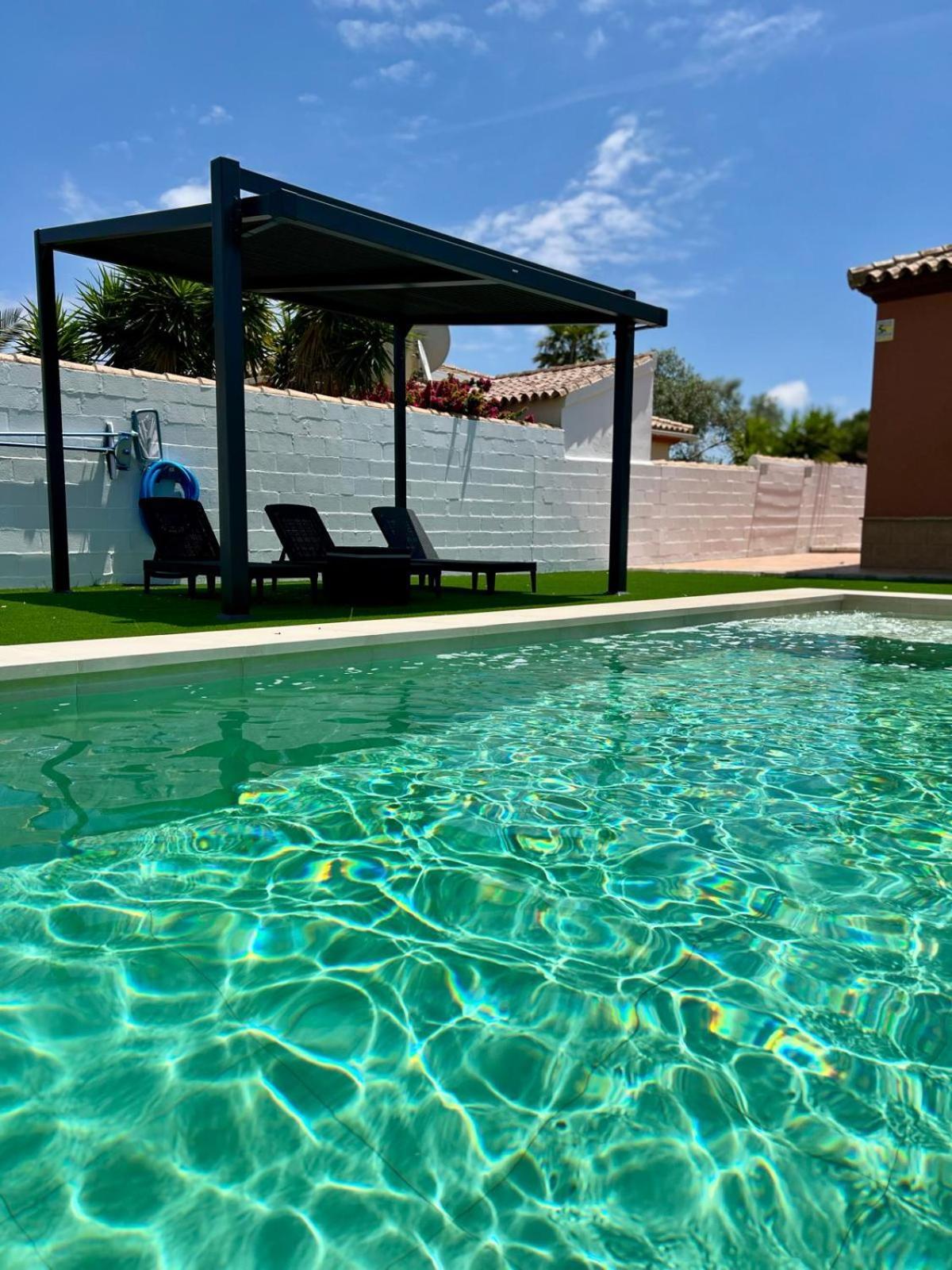 Chalet Wanderlust Chiclana de la Frontera Exteriör bild